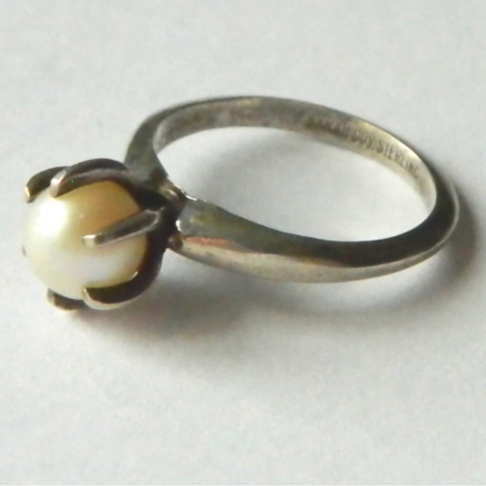 Vintage- Sarah Coventry .925 Pearl